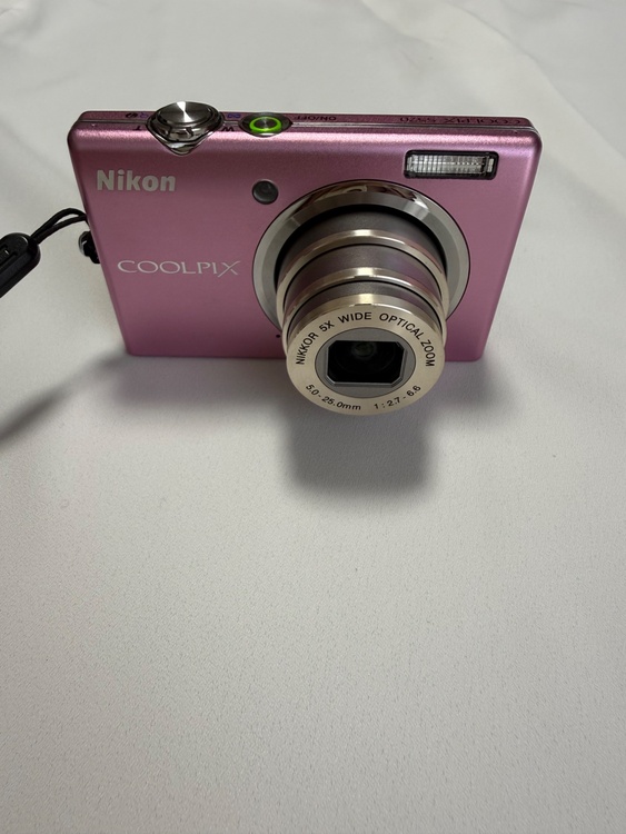 COOLPIX S570（カメラ）の商品画像 - 査定依頼日：2026年5月18日 - 最高査定価格：6,000円