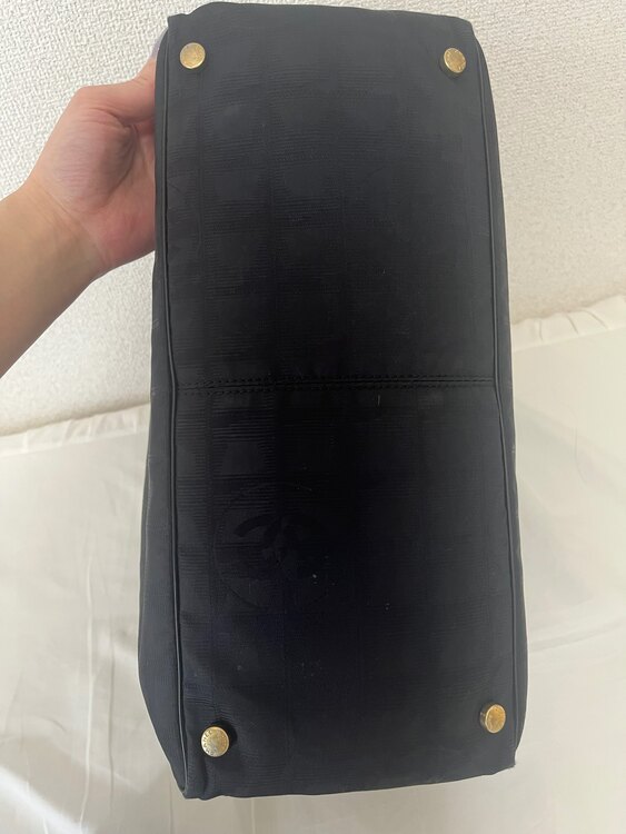 シャネル　ニュートラベルラインM M（ブランドバッグ）の商品画像 - 査定依頼日：2025年5月1日 - 最高査定価格：80,000円