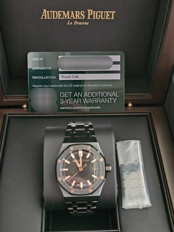 オーデマピゲ ロイヤルオーク （高級時計）の商品画像 - 査定依頼日：2025年12月22日 - 最高査定価格：9,000,000円