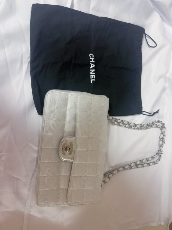 CHANEL ショルダーバッグ（ブランドバッグ）の商品画像 - 査定依頼日：2025年4月16日 - 最高査定価格：250,000円