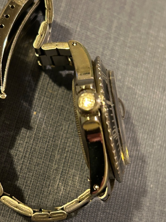 ロレックス パーペチュアルデイト 250010 / D693162 / 1570 / 168（高級時計）の商品画像 - 査定依頼日：2026年3月22日 - 最高査定価格：3,600,000円