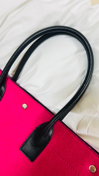 イブサンローラン  （ブランドバッグ）の商品画像 - 査定依頼日：2025年6月16日 - 最高査定価格：70,000円