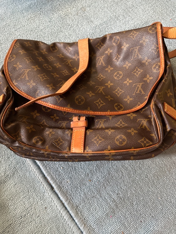 バック（ブランドバッグ）の商品画像 - 査定依頼日：2026年2月22日 - 最高査定価格：50,000円