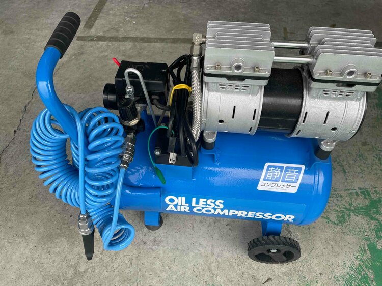 エアコンプレッサー（電動工具・農機具・業務用機械）の商品画像 - 査定依頼日：2026年3月26日 - 最高査定価格：8,000円