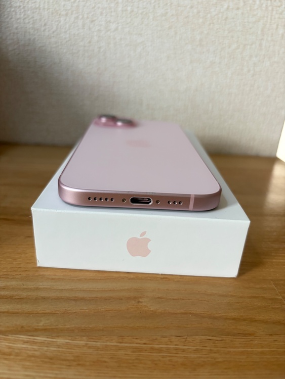 iPhone 15 128GB SIMフリー（スマホ）の商品画像 - 査定依頼日：2026年2月25日 - 最高査定価格：63,000円