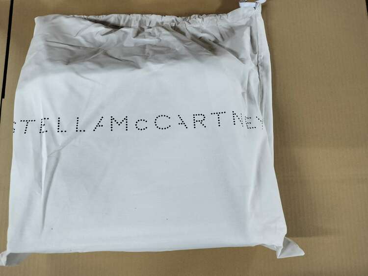 その他 ステラマッカートニー （ブランドバッグ）の商品画像 - 査定依頼日：2025年4月29日 - 最高査定価格：22,000円