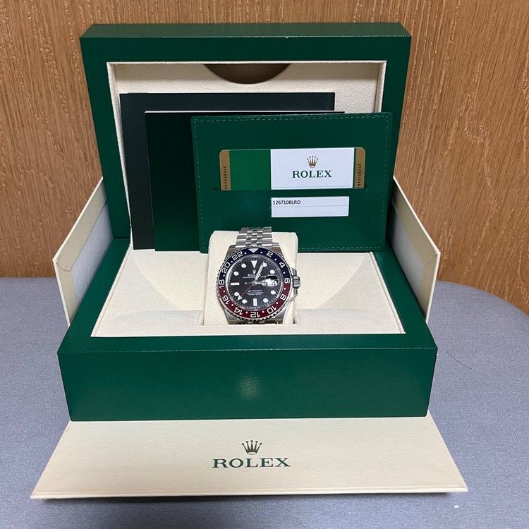 ロレックス GMTマスター 126710BLR（高級時計）の商品画像 - 査定依頼日：2025年12月2日 - 最高査定価格：3,300,000円