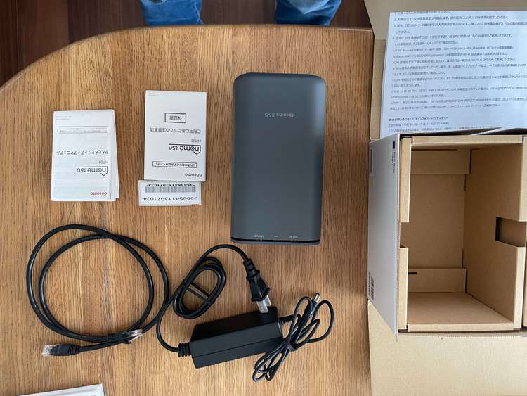 ドコモ　５Ｇhome端末　ＨＲ０１（家電）の商品画像 - 査定依頼日：2022年10月26日