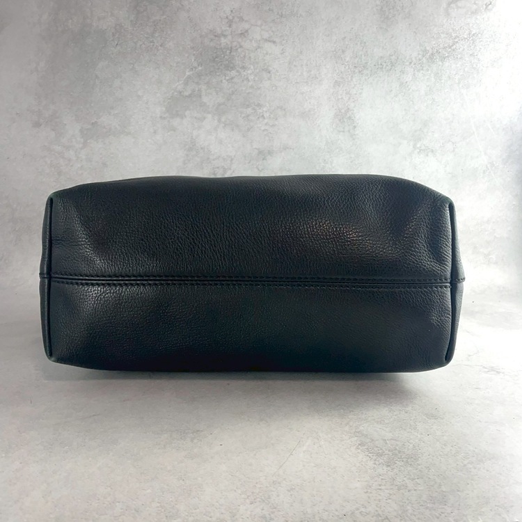 PRADA（ブランドバッグ）の商品画像 - 査定依頼日：2026年1月15日 - 最高査定価格：52,000円