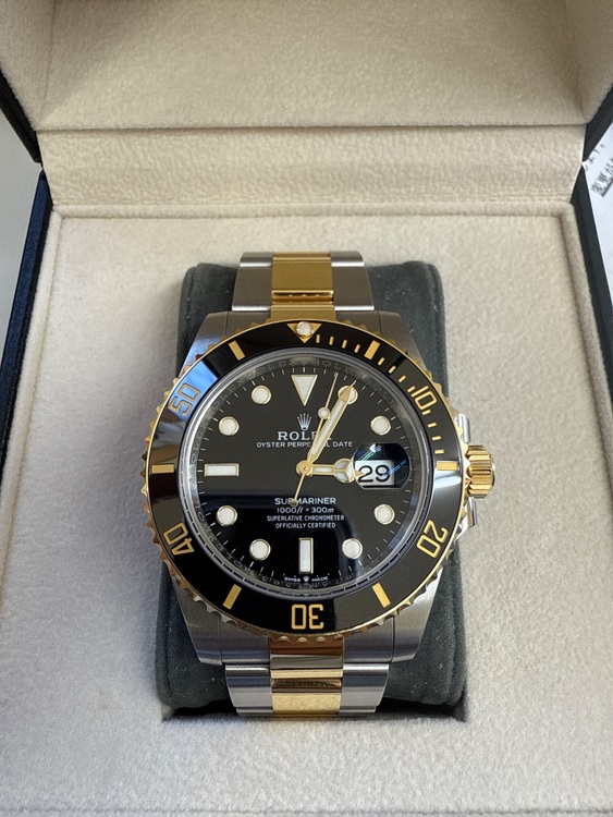 ロレックス サブマリーナー 126613l（高級時計）の商品画像 - 査定依頼日：2025年7月29日 - 最高査定価格：2,450,000円