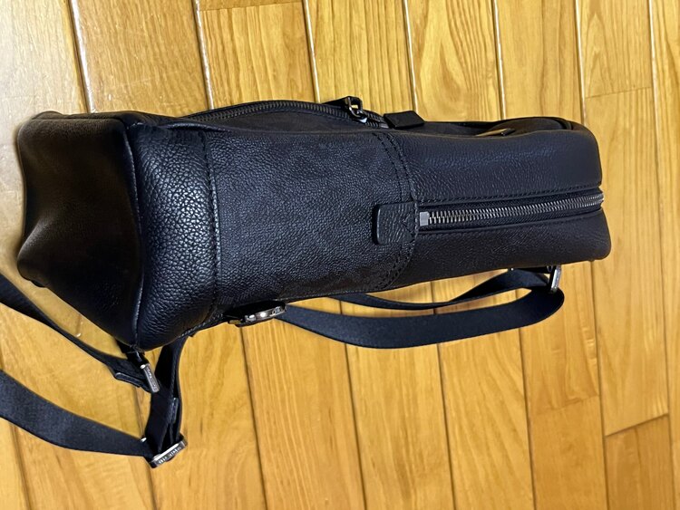 スリングバック（ブランド財布・小物）の商品画像 - 査定依頼日：2025年3月31日 - 最高査定価格：5,000円