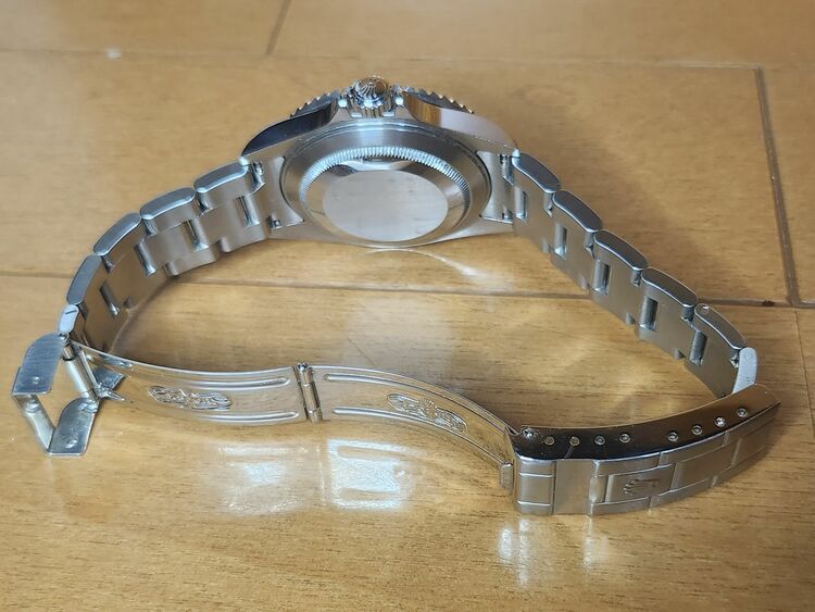 ロレックス サブマリーナー 16610L（高級時計）の商品画像 - 査定依頼日：2025年9月2日 - 最高査定価格：2,500,000円