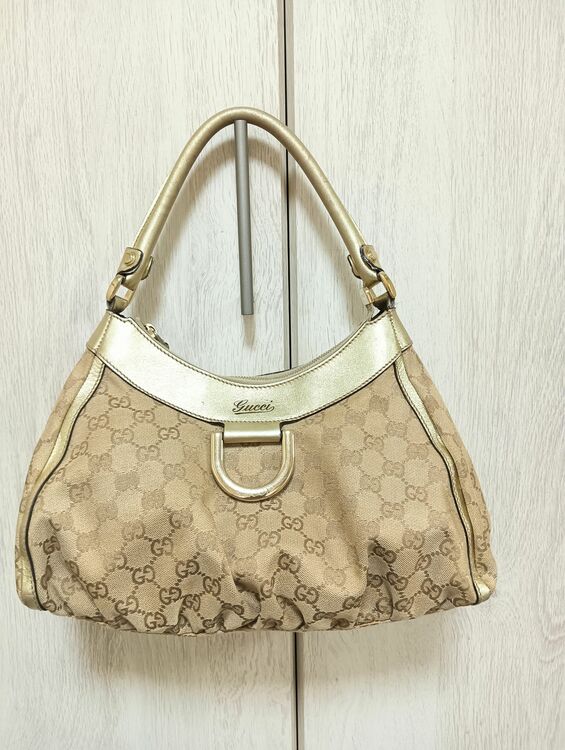 アビー　ショルダーバッグ（ブランドバッグ）の商品画像 - 査定依頼日：2025年8月1日 - 最高査定価格：50,000円