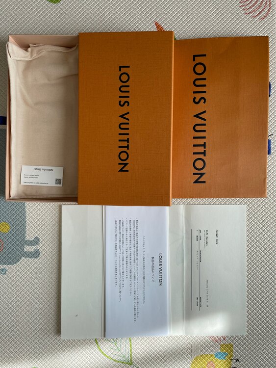 ポシェットフェリシー（ブランドバッグ）の商品画像 - 査定依頼日：2025年3月9日 - 最高査定価格：170,000円