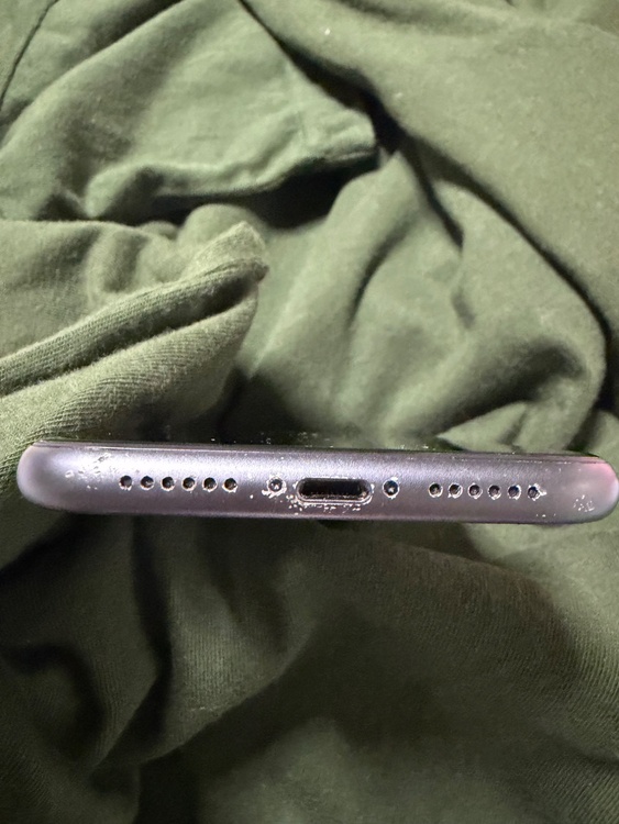 iPhone11（スマホ）の商品画像 - 査定依頼日：2026年8月12日 - 最高査定価格：7,000円