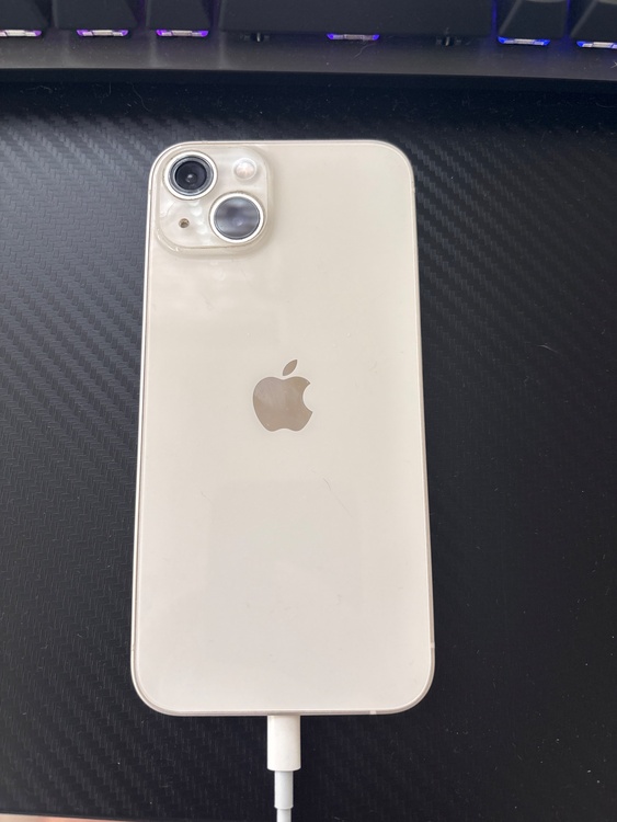 iPhone 13（スマホ）の商品画像 - 査定依頼日：2026年5月6日 - 最高査定価格：20,000円