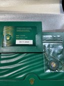 オイスターパーペチュアル41グリーン（高級時計）の商品画像 - 査定依頼日：2022年11月5日 - 最高査定価格：1,350,000円