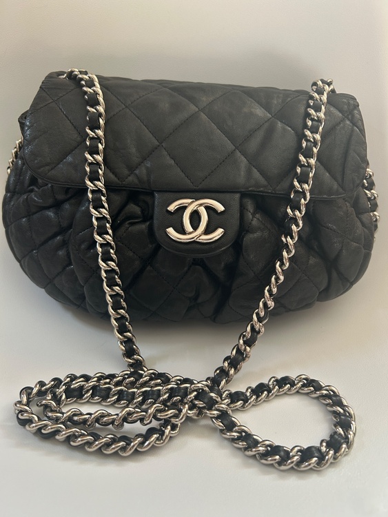 CHANEL シャネル ココマーク マトラッセ チェーンショルダーバッグ（ブランドバッグ）の商品画像 - 査定依頼日：2026年5月24日 - 最高査定価格：250,000円