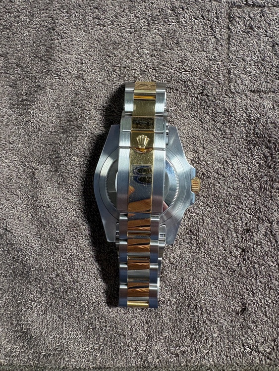 ロレックス GMTマスター 116713lm（高級時計）の商品画像 - 査定依頼日：2026年1月23日 - 最高査定価格：2,200,000円