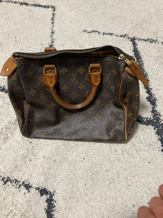 ルイヴィトン スピーディー （ブランドバッグ）の商品画像 - 査定依頼日：2026年3月17日 - 最高査定価格：30,000円