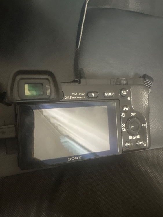 α6000（カメラ）の商品画像 - 査定依頼日：2026年3月23日 - 最高査定価格：45,000円