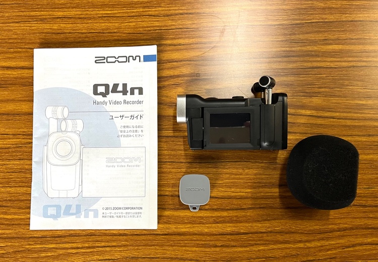 zoom Q4n（カメラ）の商品画像 - 査定依頼日：2026年1月12日 - 最高査定価格：3,000円