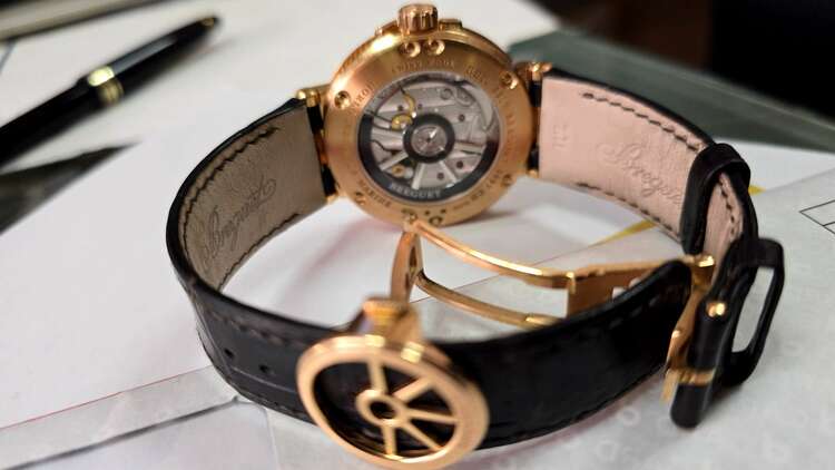 ブレゲ マリーン G5517 BR12  5  ZU       5097  CO（高級時計）の商品画像 - 査定依頼日：2025年3月21日 - 最高査定価格：2,600,000円