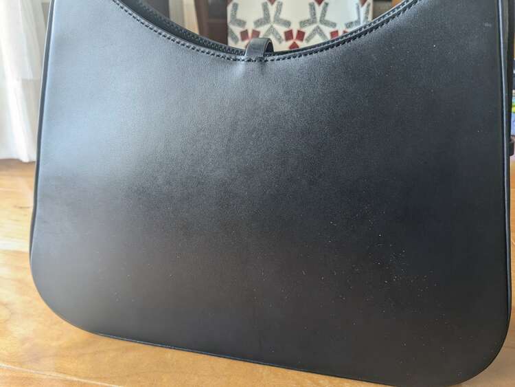 Demellier The Large Tokyo（ブランドバッグ）の商品画像 - 査定依頼日：2024年12月22日 - 最高査定価格：10,000円