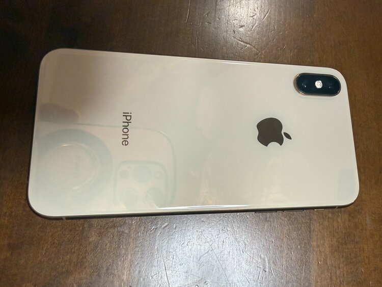 35723009098963（スマホ）の商品画像 - 査定依頼日：2026年1月26日 - 最高査定価格：16,000円