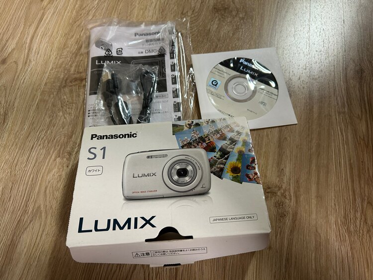 LUMIX DMC-S1（カメラ）の商品画像 - 査定依頼日：2025年4月17日 - 最高査定価格：6,000円