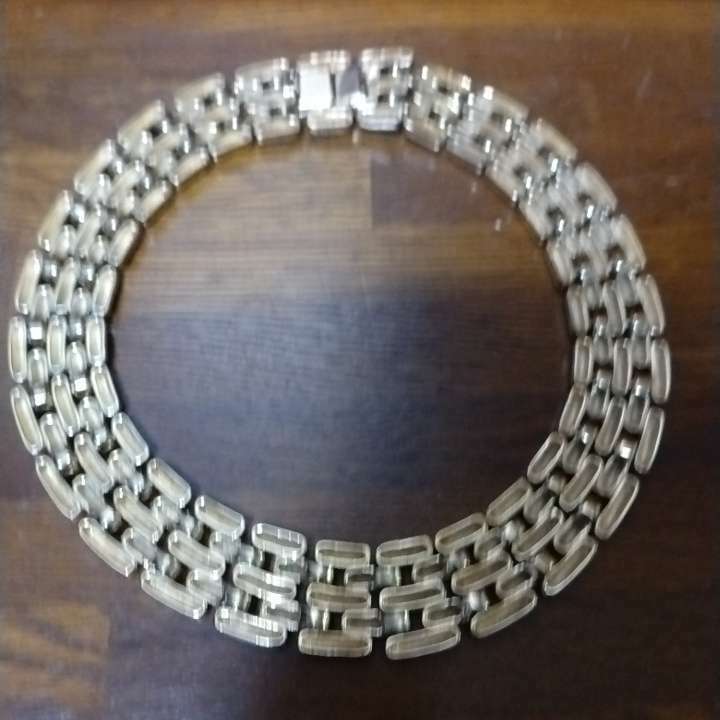 ビンテージGIVENCHYネックレス（金・貴金属）の商品画像 - 査定依頼日：2025年1月31日 - 最高査定価格：1,000円