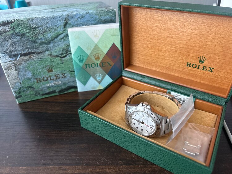 エクスプローラー2  ホワイト（高級時計）の商品画像 - 査定依頼日：2025年2月7日 - 最高査定価格：1,150,000円