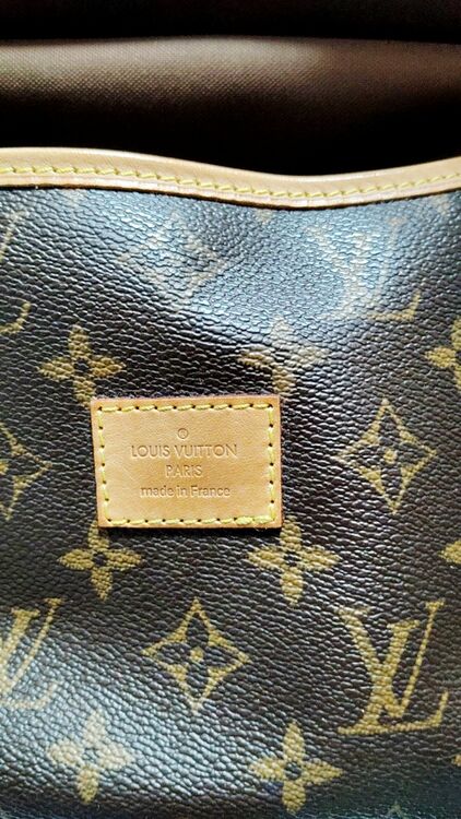 ソミュール（ブランドバッグ）の商品画像 - 査定依頼日：2025年6月4日 - 最高査定価格：50,000円