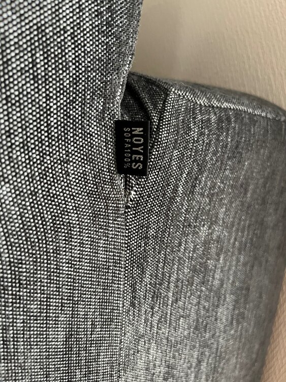 NOYES Decibel Traditional ワイド3人掛け（家具・寝具）の商品画像 - 査定依頼日：2025年5月29日 - 最高査定価格：5,000円