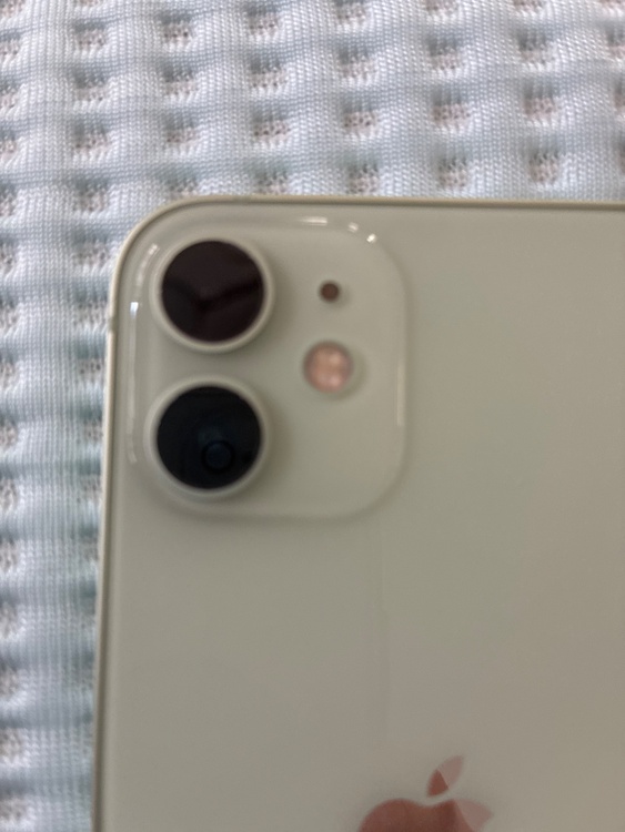 iPhone iPhone 12 mini 64GB SIMフリー（スマホ）の商品画像 - 査定依頼日：2026年8月26日 - 最高査定価格：20,000円