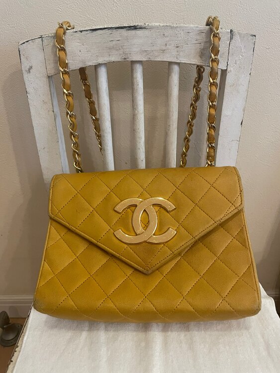 シャネル マトラッセ （ブランドバッグ）の商品画像 - 査定依頼日：2025年3月15日 - 最高査定価格：200,000円