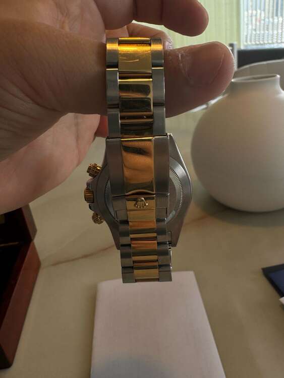 コスモグラフデイトナ116523（高級時計）の商品画像 - 査定依頼日：2025年5月23日 - 最高査定価格：2,400,000円