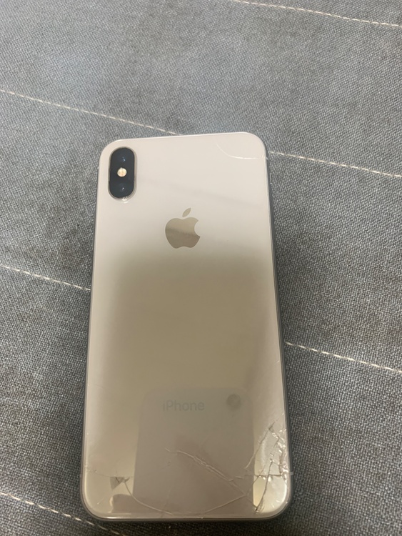 iPhoneX（スマホ）の商品画像 - 査定依頼日：2026年5月6日 - 最高査定価格：9,000円