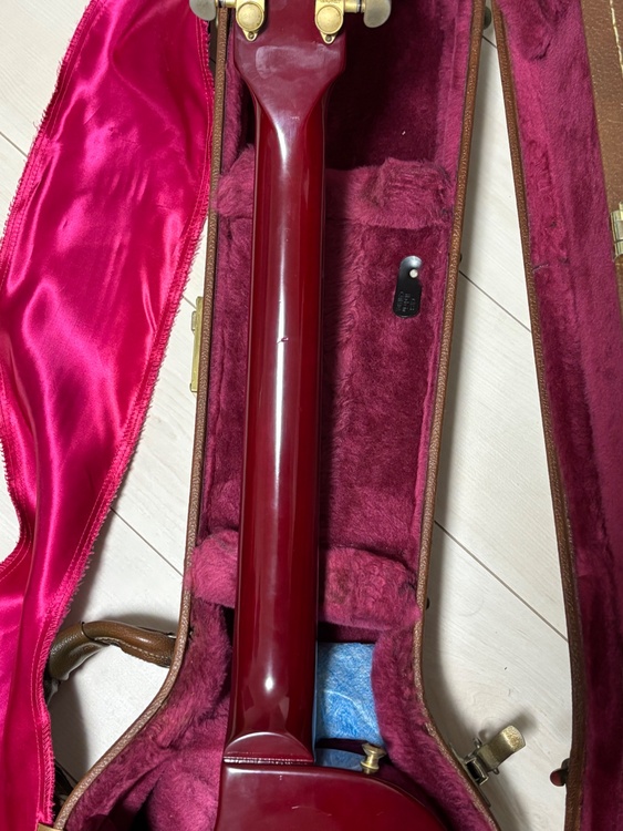 Gibson Les Paul Studio 1998 WineRed（ピアノ・楽器・PA機材）の商品画像 - 査定依頼日：2026年5月18日 - 最高査定価格：83,000円