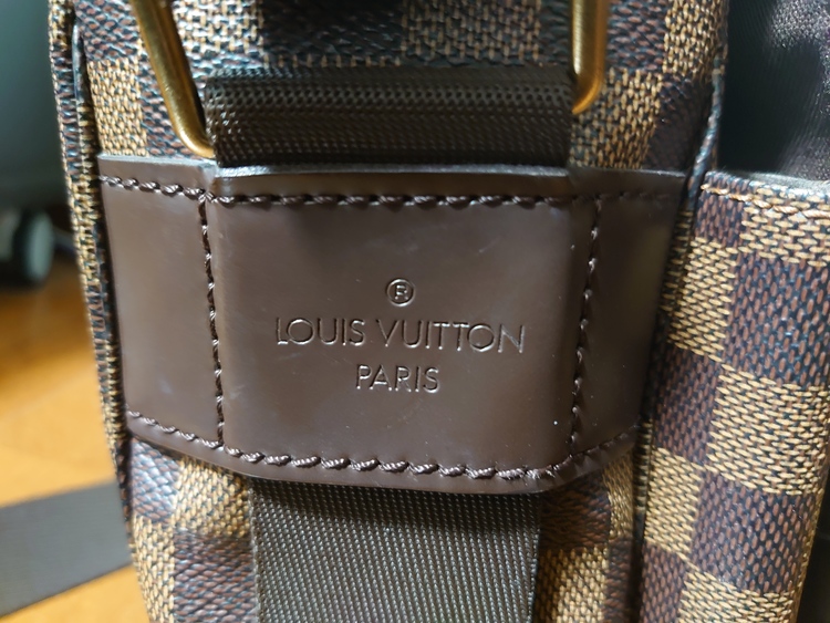 ブロードウェイ（ブランドバッグ）の商品画像 - 査定依頼日：2022年6月14日 - 最高査定価格：62,000円