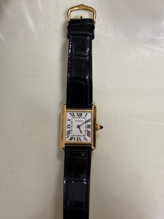 カルティエ タンク （高級時計）の商品画像 - 査定依頼日：2026年2月25日 - 最高査定価格：900,000円