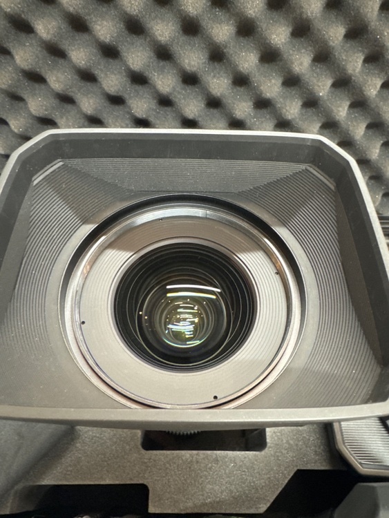 【美品】FUJINON MK18-55mm T2.9 / Eマウント シネマズー（カメラ）の商品画像 - 査定依頼日：2026年4月19日 - 最高査定価格：200,000円