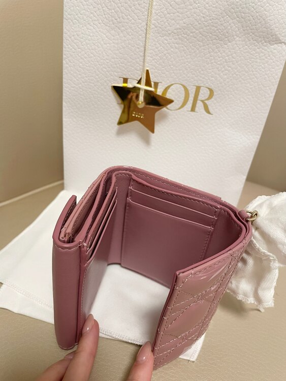 ディオール  （ブランドバッグ）の商品画像 - 査定依頼日：2025年5月25日 - 最高査定価格：37,000円