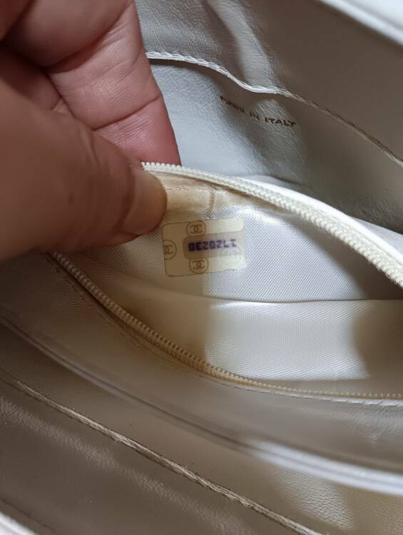 CHANEL Wチェーンショルダーバッグ（ブランドバッグ）の商品画像 - 査定依頼日：2026年10月10日 - 最高査定価格：100,000円