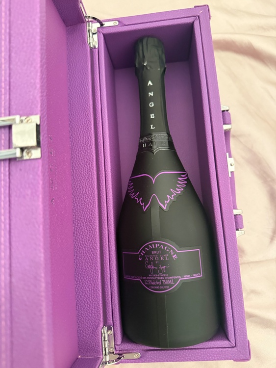 エンジェル　ヘイロー　紫（お酒）の商品画像 - 査定依頼日：2026年4月2日 - 最高査定価格：28,000円