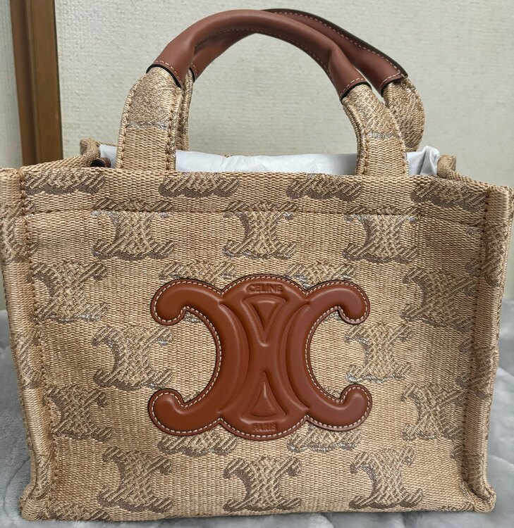 セリーヌ  （ブランドバッグ）の商品画像 - 査定依頼日：2025年2月23日 - 最高査定価格：160,000円