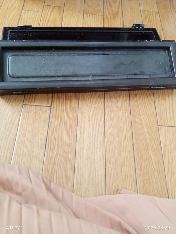 仏壇（美術品・骨董品）の商品画像 - 査定依頼日：2026年3月29日 - 最高査定価格：3,000円