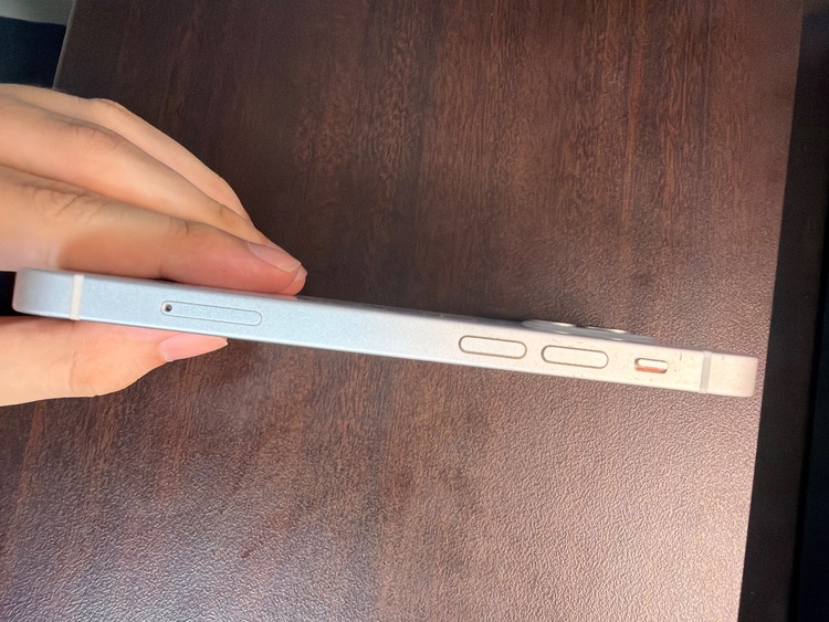 iPhone iPhone 12 mini 64GB au（スマホ）の商品画像 - 査定依頼日：2026年9月24日 - 最高査定価格：14,000円