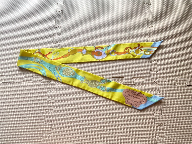 エルメス　ツイリー（古着・ファッション）の商品画像 - 査定依頼日：2025年7月2日 - 最高査定価格：13,000円