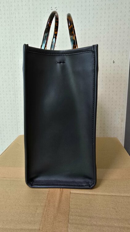 フェンディ  （ブランドバッグ）の商品画像 - 査定依頼日：2026年1月10日 - 最高査定価格：150,000円